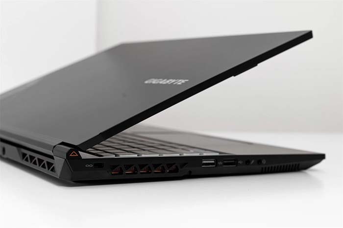 TNC Store - Laptop Gigabyte G5 GE 51VN213SH